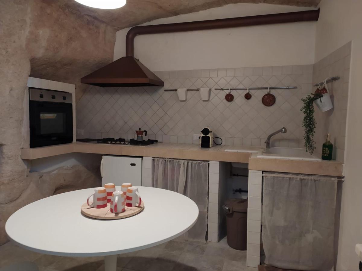 Palazzo Lombardi Cave & Suite Matera Quarto foto